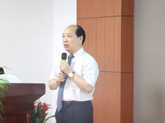 -上海大学附属上海和平眼科医院