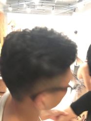 -PE SALON
