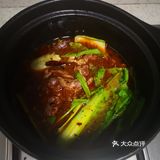 麻椒,干辣椒少许,香菜两根