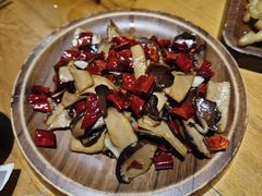 -隔壁老王·家常云南菜(花巷店)