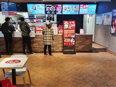 -肯德基(中纬店)