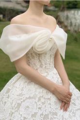 -衣贝姿婚纱礼服馆