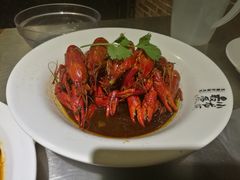 -龙巢盱眙龙虾·牛蛙·烧烤宵夜(八卦岭店)