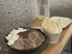 -三人行骨头王火锅(长寿店)