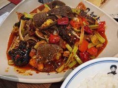 -肖四女乐山跷脚牛肉(世博源店)