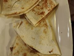 烤肉泡菜馅饼-包装马车·韩国料理·포장마차