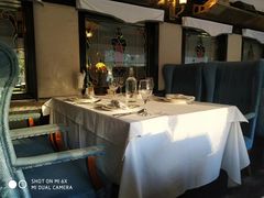 -火车头法国西餐厅