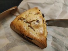 蜂蜜提子司康-星巴克(迪士尼小镇店)