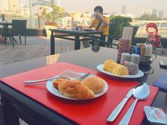 -曼谷湄南河畔华美达广场酒店