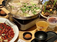 -川堂风·跷脚牛肉·乐山爆炒(宝山日月光店)