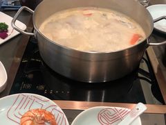 -捞王锅物料理(上海世茂广场店)
