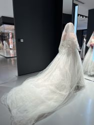 -Vera Wang婚纱礼服旗舰店
