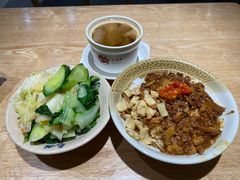 -红猪卤肉饭(大西洋美食城店)