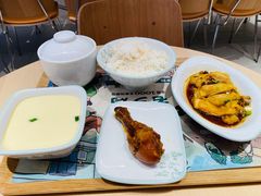-老乡鸡(上海白玉兰广场店)