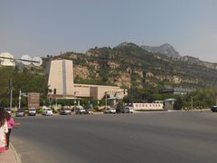 门面-平西抗日烈士陵园