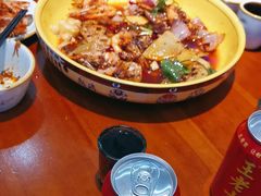 -休记光头香辣蟹干锅(绵竹店)