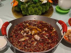 -渝信川菜 · 川味家常菜(财富购物中心店)