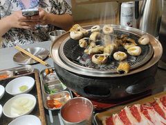 -围炉肉舍•炭烤活鳗•丹东海鲜烤肉(步行街店)