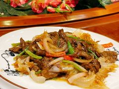 蛰头炒牛肉-盈春大饭店(千山路店)