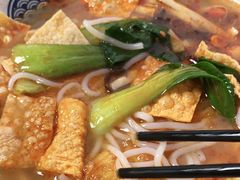 -螺阿牛柳州螺蛳粉·特色煲仔饭