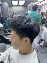 -米可造型烫发染发
