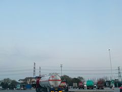 -平望服务区·停车场