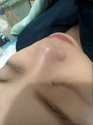 -灰姑娘美甲美睫馆