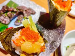 蟹肉海胆手卷-初居食屋日式料理(万象城购物中心店)