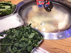 -山河屯铁锅炖·非遗东北菜(南山店)