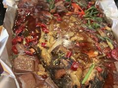 -何师烧烤·香辣蟹·川菜·30年老品牌(太古里旗舰店)