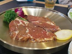 -臻牛烤肉