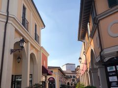 -佛罗伦萨小镇广佛名品奥特莱斯(疏港路店)