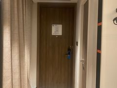 -珠海拱北口岸智选假日酒店