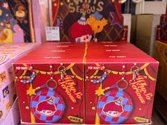 -泡泡玛特POPMART(侨福芳草地店)