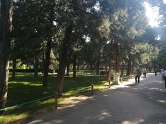 南门进园-景山公园