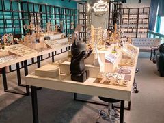 -Trend1881视光·蔡司视觉(领展广场店)