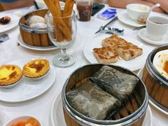 香煎腊味萝卜糕-凤凰楼酒家·粤宴点心(华强北店)