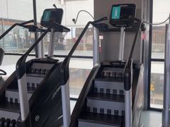 -OXYGYM 奥美氧舱运动中心(领展购物广场·中关村店)