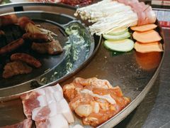 -哈哈碳都·牛肋条无限自助烤肉(台江万达店)