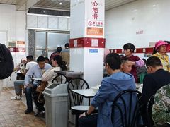 -花溪王记牛肉粉(四季花溪商场店)