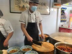 -门框胡同百年卤煮(新街口店)