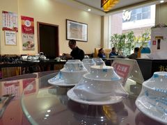 大堂-壹阁胡羊焖饼(特色小吃街店)
