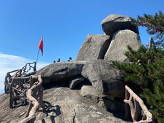 -罗田薄刀峰风景区