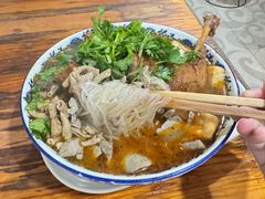 -叶新小吃店(来凤小区总店)
