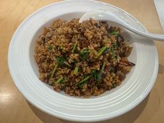 香菜牛肉脆哨饭-丝恋丝娃娃(金阳国贸店)