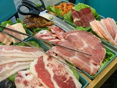 -烤路里·韩国品质自助烤肉(石路天虹4号店)