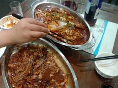 -临街徽菜馆·正宗黄山味