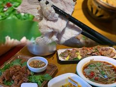 -隔壁老王·家常云南菜(花巷店)