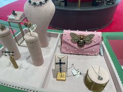 -Gucci(首创奥特莱斯店)