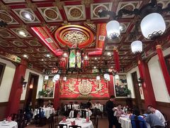 -梅龙镇酒家(南京西路总店)